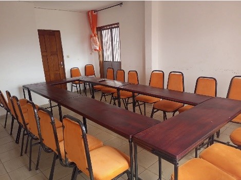Round table Style